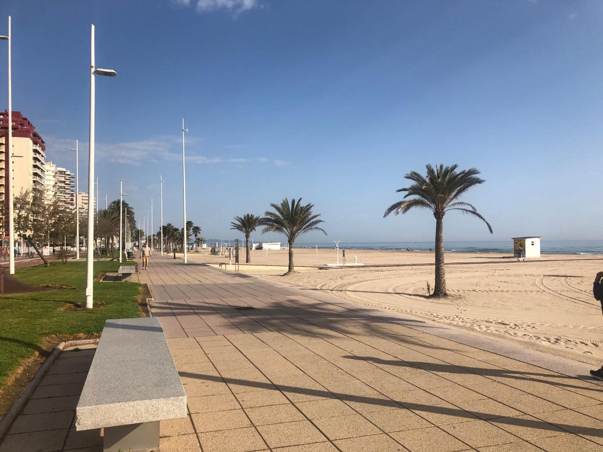 Playa De Gandia 1Ere Ligne El Galeon Lägenhet Exteriör bild